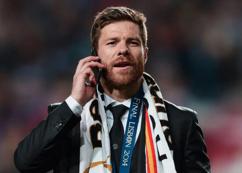 开云品牌-皇马换帅:阿韦洛亚可能只是救火,真正的长期目标仍是传奇教练