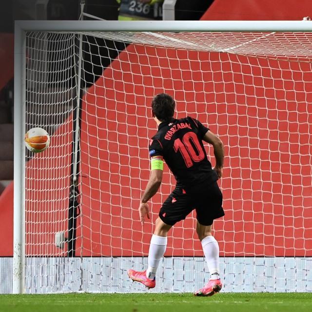 开云赛事公司-西甲欧联综述：黑马创造历史 黄潜双杀晋级